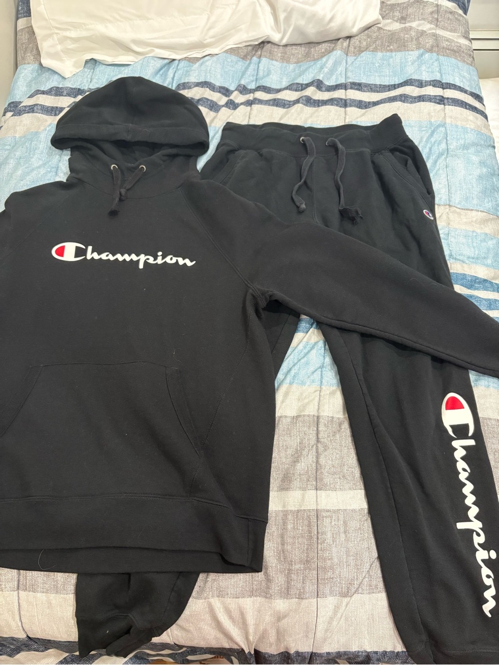 Black Champion track suit joggers set w/adjustable hoodie & kangaroo pocket